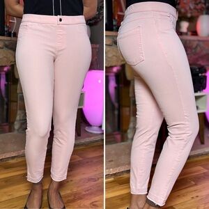 Zeza B Pink Stretch Denim Pull Up Pants w/ Distressed Ankle Accents, Sz L